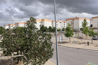 /international/pt/largo-cravos-vale-da-amoreira-portugal-baixa-da-banheira-e-vale-da-amoreira-setubal-municipality-310107973585/