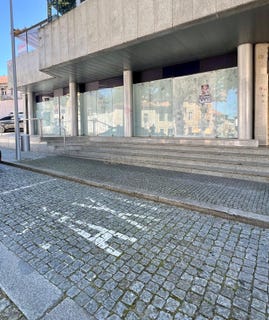 /international/pt/praca-manuel-guedes-gondomar-sao-cosme-porto-120091651189/