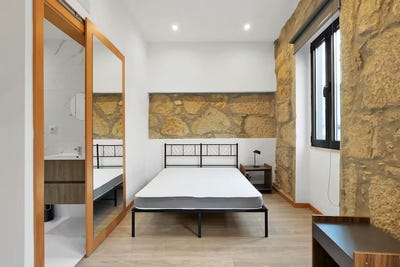 /international/pt/rua-luis-de-camoes-vila-nova-de-gaia-porto-310102242126/