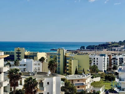 /international/pt/lagos-faro-310101188425/