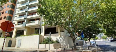 /international/pt/rua-monsenhor-manuel-teixeira-nº2-piso-0-frao-c-alges-lisbon-310103585092/