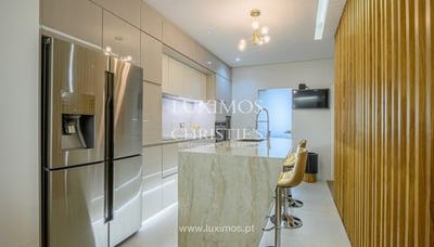 /international/pt/lordelo-do-ouro-e-fluvial-porto-310107298978/