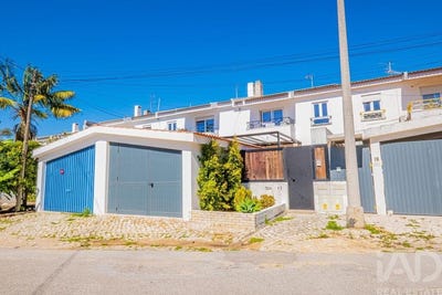 /international/pt/costa-da-caparica-setubal-municipality-310108276894/