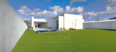 /international/pt/nadadouro-leiria-310107774948/