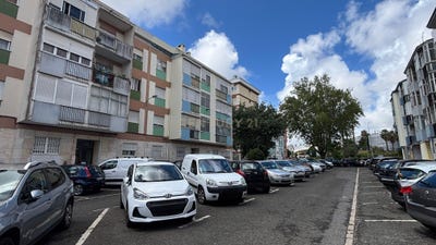 /international/pt/pct-5-de-outubro-n-14-2-dto-aguas-livres-lisbon-310107903635/