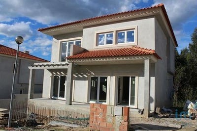 /international/pt/caldas-da-rainha-leiria-120096087420/