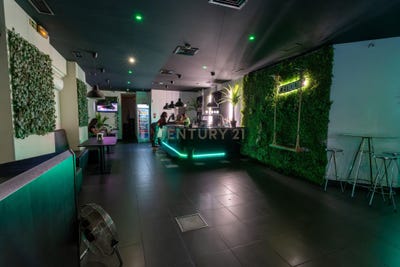 /international/pt/rua-zeca-afonso-13-santa-iria-de-azoia-portugal-santa-iria-de-azoia-lisbon-310102835541/