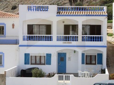 /international/pt/burgau-vila-do-bispo-faro-120089937195/