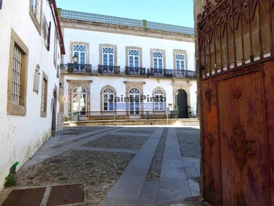 /international/pt/castelo-branco-braganca-310102861110/
