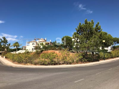 /international/pt/loule-faro-310100486915/