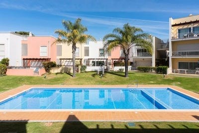 /international/pt/loule-faro-120086455093/