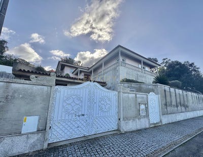 /international/pt/casteloes-braga-310097681286/