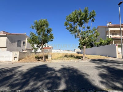 /international/pt/r-barreiro-da-fita-54-2350-portugal-meia-via-santarem-310109235731/