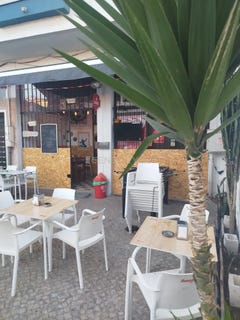 /international/pt/rua-barradas-de-carvalho-almada-portugal-almada-setubal-municipality-310108371480/