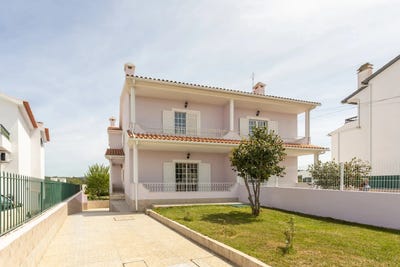 /international/pt/rua-da-fe-3236-quinta-do-conde-portugal-quinta-do-conde-setubal-municipality-310108669315/?lang=id