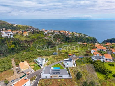 /international/pt/estreito-da-calheta-madeira-310108403829/