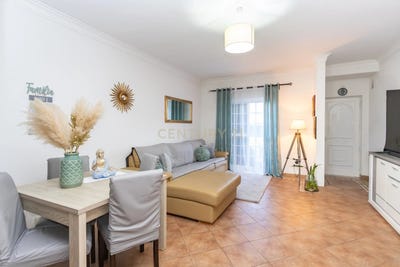 /international/pt/rua-serra-de-monchique-1835-quinta-do-conde-portugal-quinta-do-conde-setubal-municipality-310108667966/