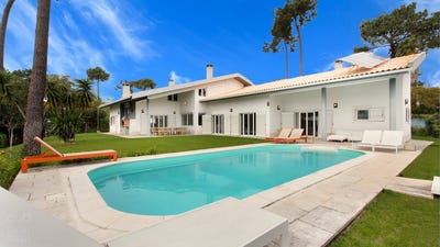 /international/pt/charneca-de-caparica-setubal-municipality-310108264258/