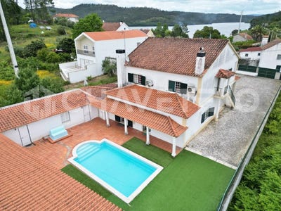 /international/pt/ferreira-do-zezere-santarem-310099283374/