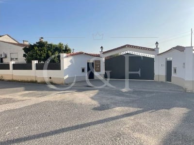 /international/pt/alenquer-santo-estevao-e-triana-lisbon-310101081714/