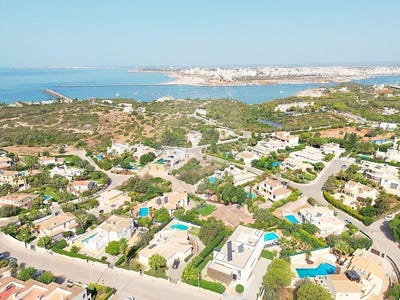 /international/pt/ferragudo-faro-120095971947/