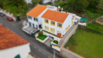 /international/pt/canada-dos-folhadais-48-9700-angra-do-heroismo-portugal-ilha-terceira-azores-310108319557/