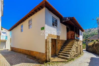 /international/pt/armamar-viseu-120078212529/
