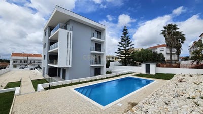 /international/pt/caldas-da-rainha-nossa-senhora-do-populo-leiria-310100665906/