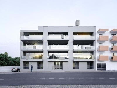 /international/pt/montenegro-faro-310107499756/