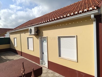 /international/pt/rua-luis-de-camoes-pinhal-novo-setubal-municipality-310108668946/?lang=de