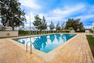 /international/pt/loule-faro-120096740255/