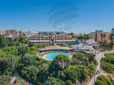 /international/pt/porches-faro-310108371245/