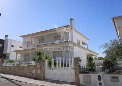 /international/pt/porto-de-mos-sao-joao-baptista-e-sao-pedro-porto-de-mos-leiria-310107558217/