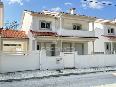 /international/pt/sao-mamede-batalha-setubal-municipality-310098314773/