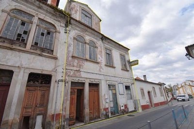 /international/pt/lousa-coimbra-310098765919/