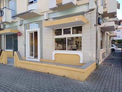 /international/pt/beco-gil-prof-teixeira-lopes-mirandela-braganca-310100669695/