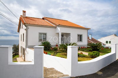 /international/pt/angra-do-heroismo-azores-310094960577/