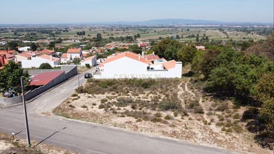 /international/pt/casal-do-pinheiro-carregueira-setubal-municipality-310105230944/