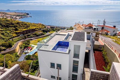 /international/pt/santa-cruz-madeira-310108265025/