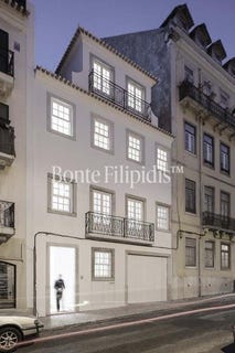 /international/pt/estrela-lisbon-310107521144/