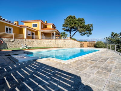 /international/pt/rua-do-lavadouro-sao-martinho-do-porto-leiria-310106684996/