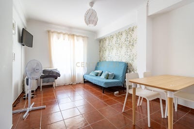 /international/pt/r-dr-magalhaes-pessoa-lt-5-rc-esq-marrazes-e-barosa-leiria-district-310108601094/