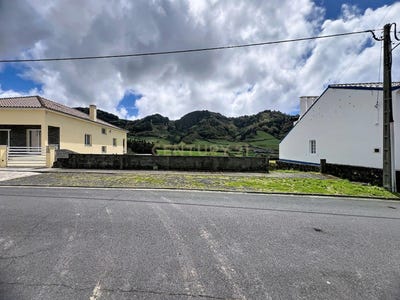 /international/pt/r-dom-adelaide-cabral-amaral-40-9650-218-lomba-do-alcaide-portugal-ilha-de-sao-miguel-azores-310108047365/