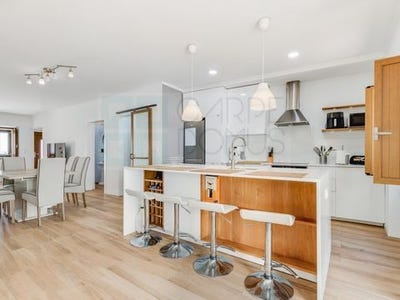 /international/pt/vila-franca-de-xira-lisbon-310101380259/