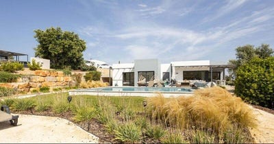 /international/pt/ferragudo-evora-310105812934/