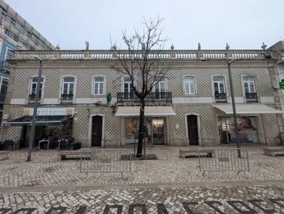 /international/pt/avenida-da-liberdade-15-sesimbra-portugal-sesimbra-santiago-setubal-municipality-310105987973/
