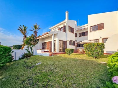 /international/pt/ericeira-lisbon-310109098854/