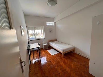 /international/pt/rua-cidade-do-lobito-lisbon-lisbon-310093867617/