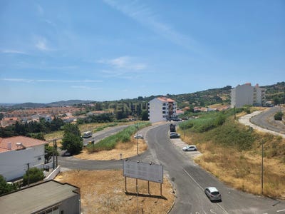 /international/pt/alenquer-santo-estevao-e-triana-lisbon-310100934595/