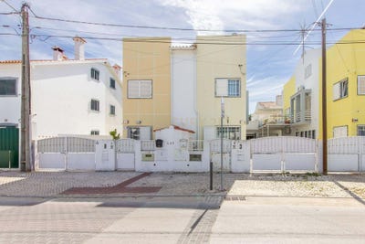 /international/pt/2975-322-quinta-do-conde-portugal-quinta-do-conde-setubal-municipality-310108668911/?lang=id